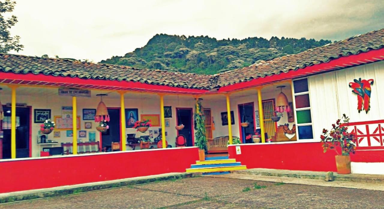 Finca Recreacional Marcelandia Санта-Роса-де-Кабаль Екстер'єр фото